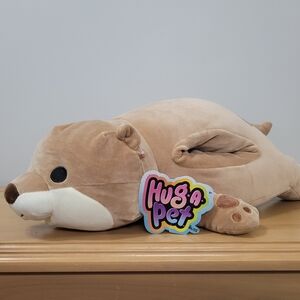 Squishmallow HugAPet